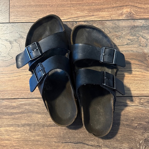 Birkenstock Classic Black Slides - Picture 2 of 4